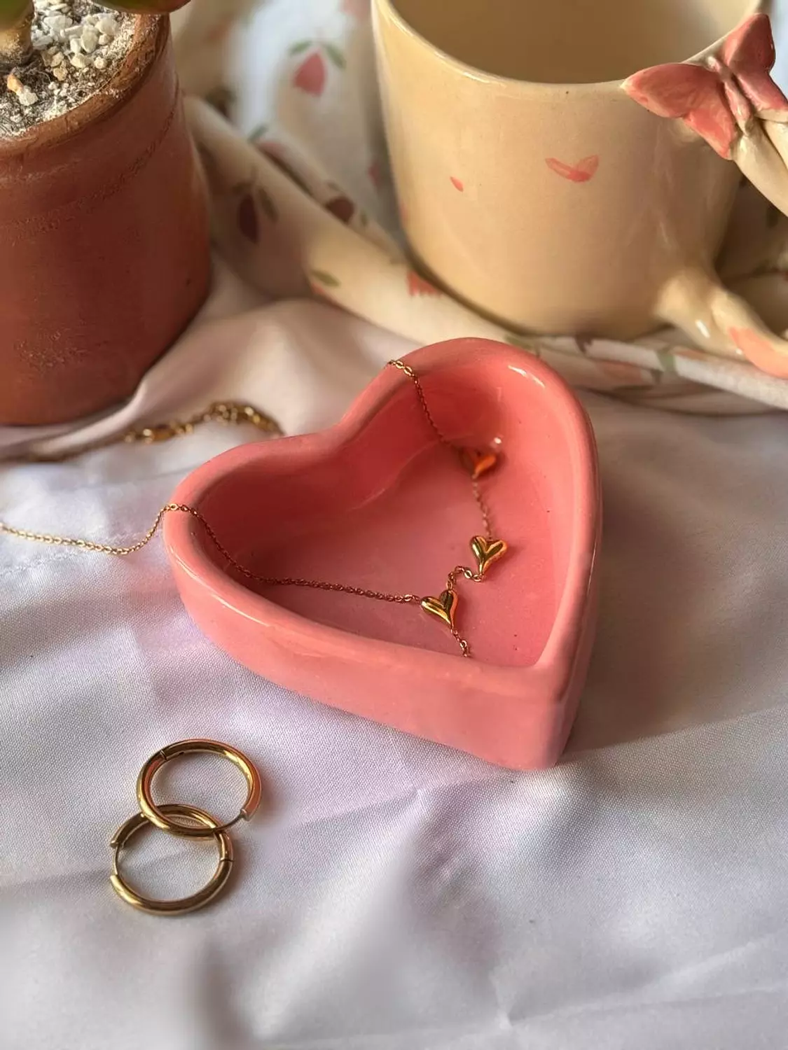 In Love jewellery holder image
