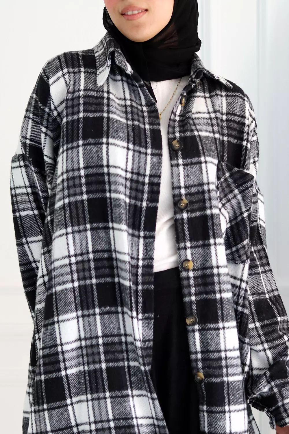 Black & White Checkered Oversize Shirt 10