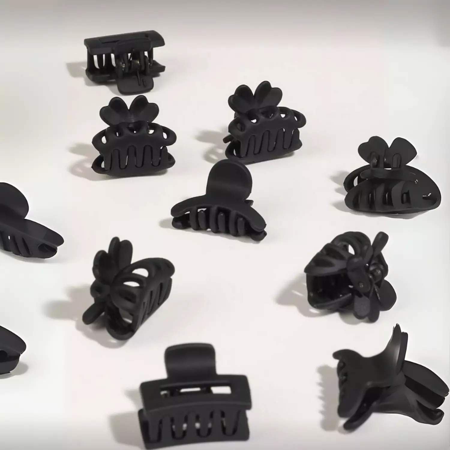 Small Black 1 Pc Claw Clip 3