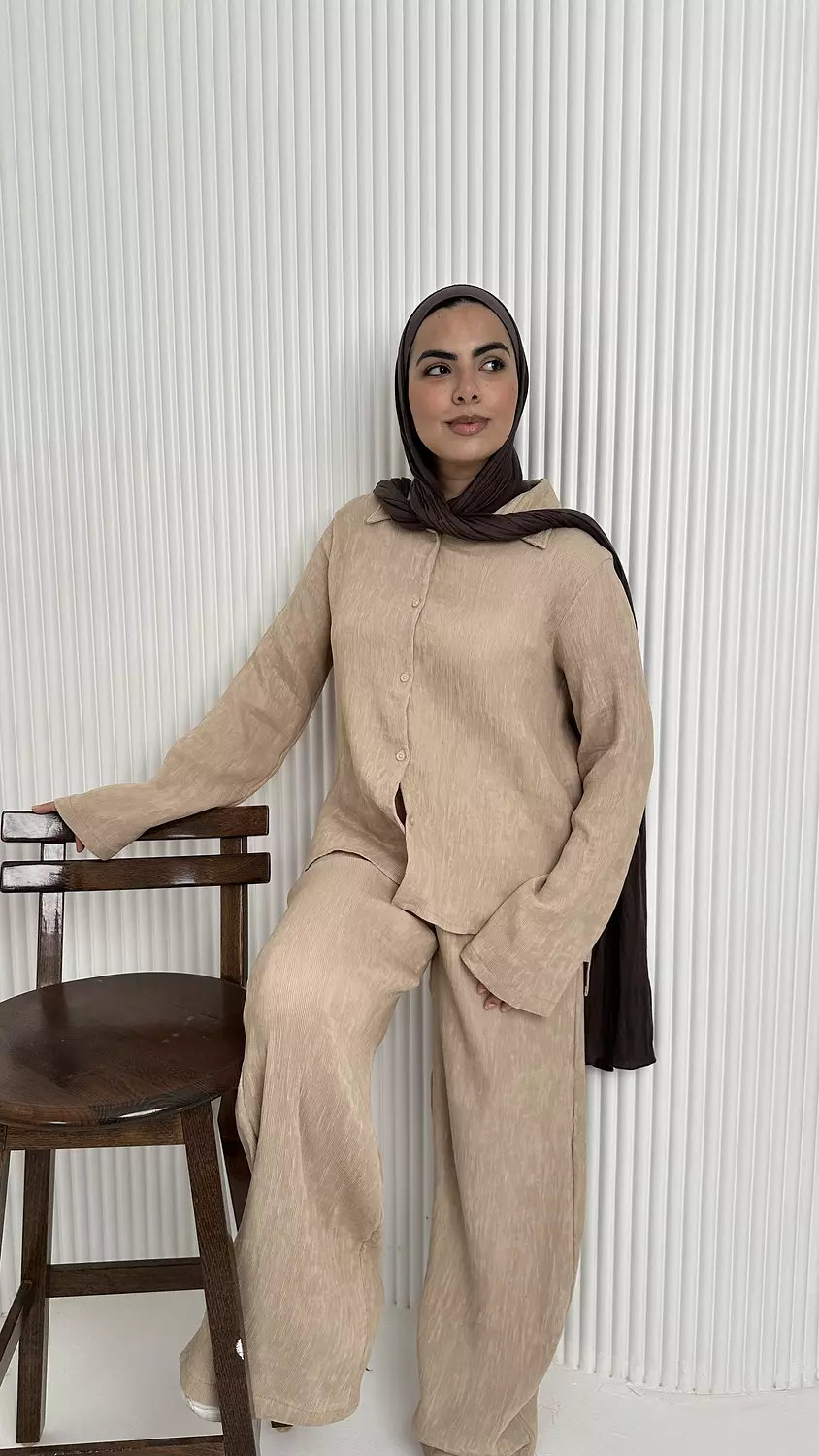 Elara Set In Beige  5