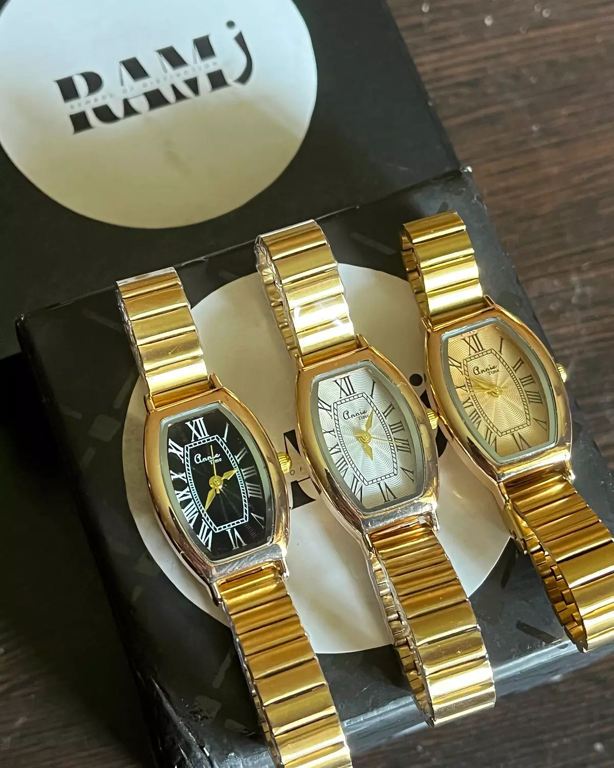 Annies watches rectangular image