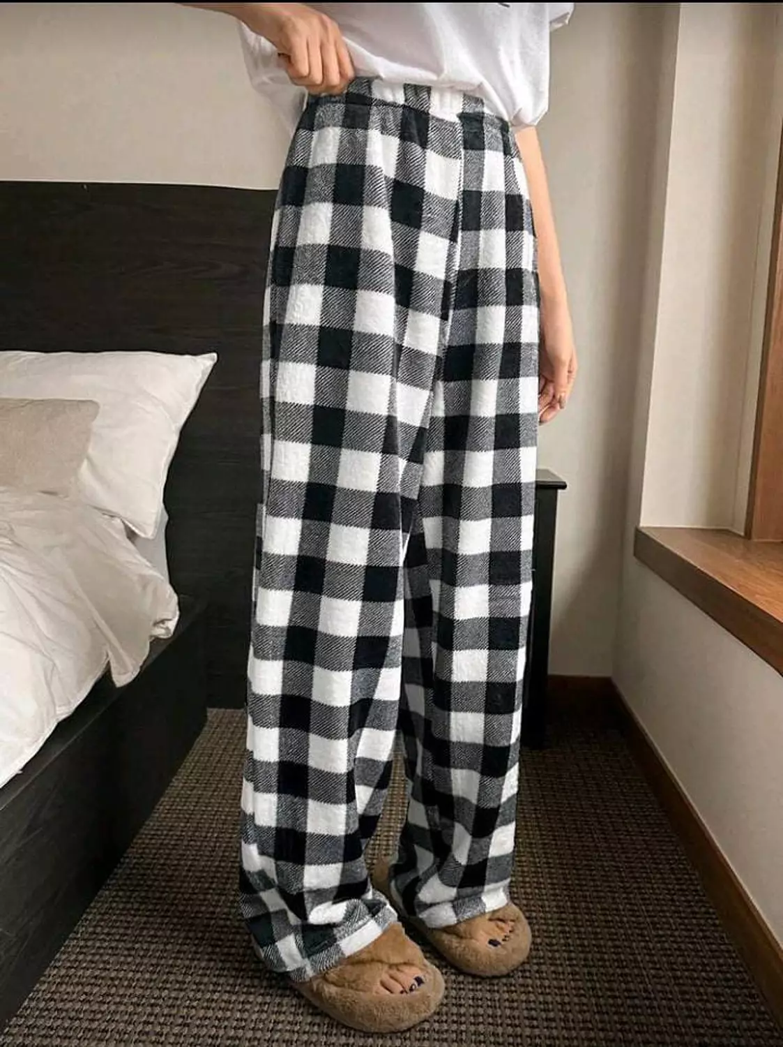 Christmas pants (White*Black) 2