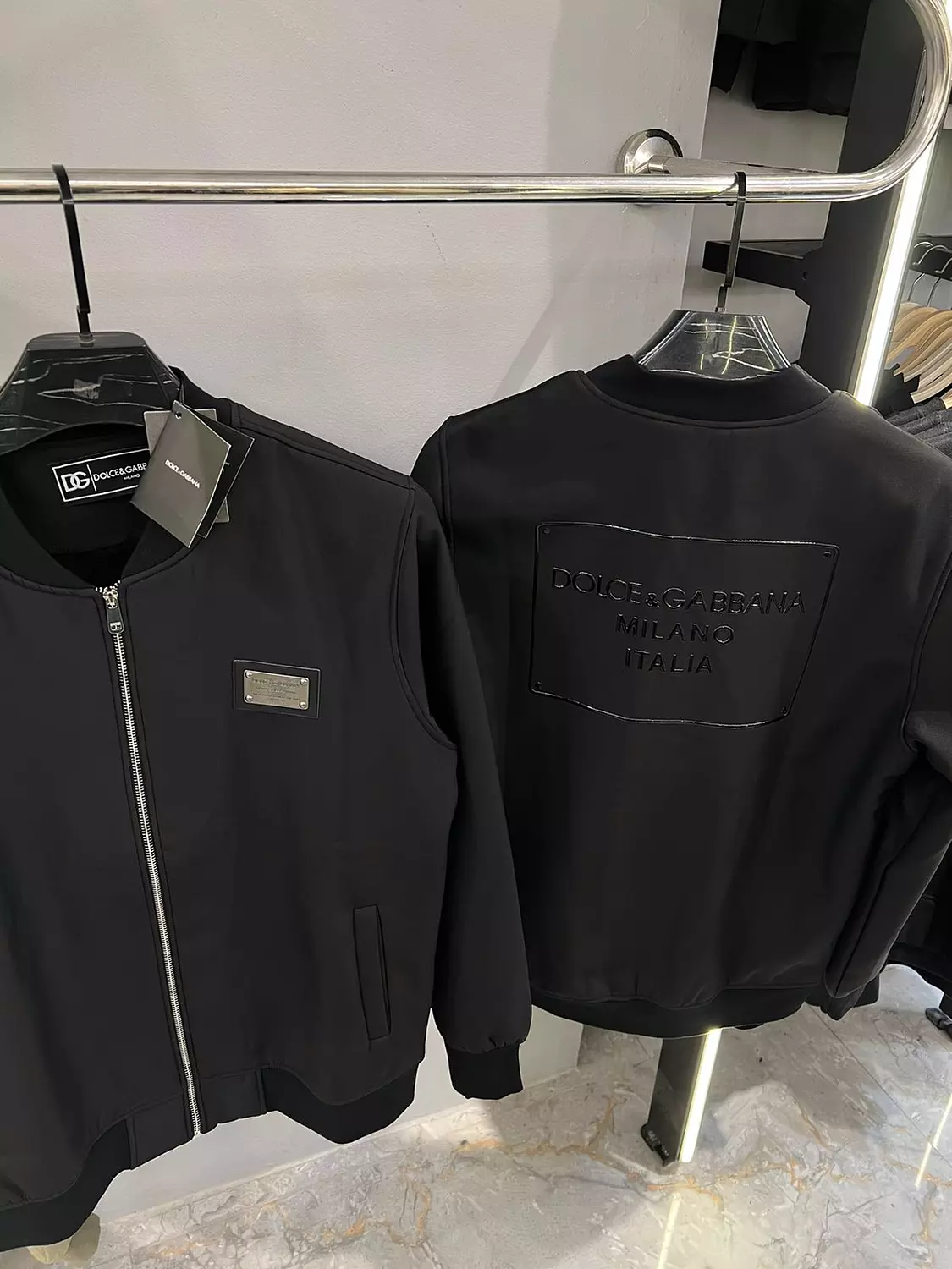 BLACK DOLCE & GABBANA JACEKT (WITH RAPPER IN BACK) 1