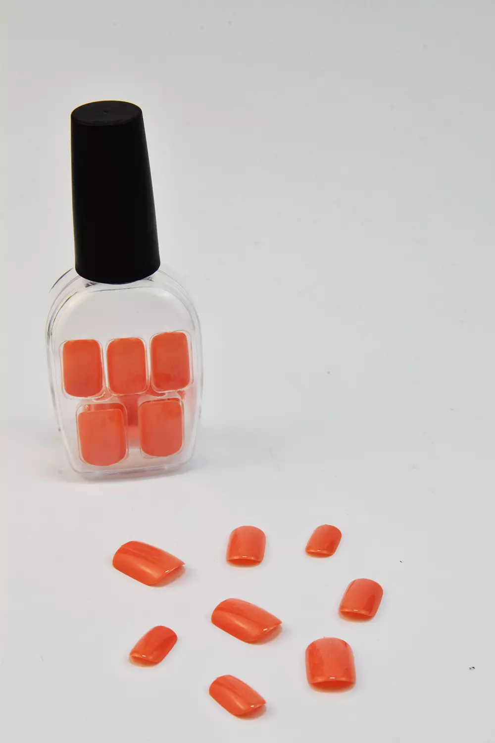 Orange Fake Nails 1