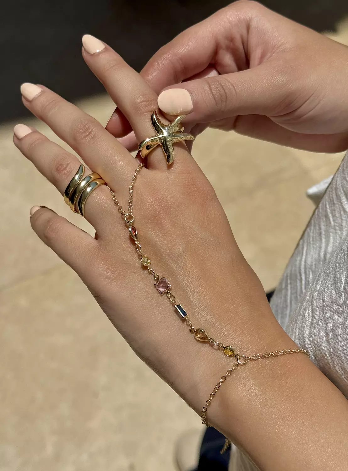 Handchain 43 1