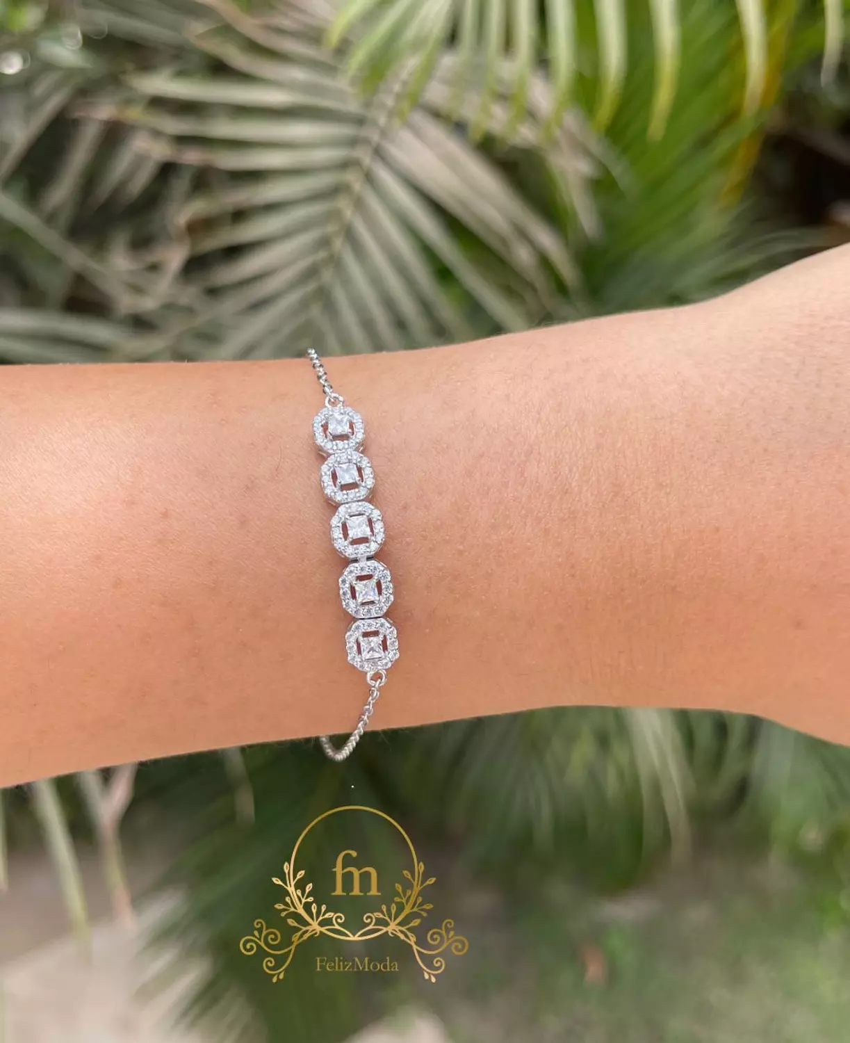 Silver round zircon stones bracelet  image