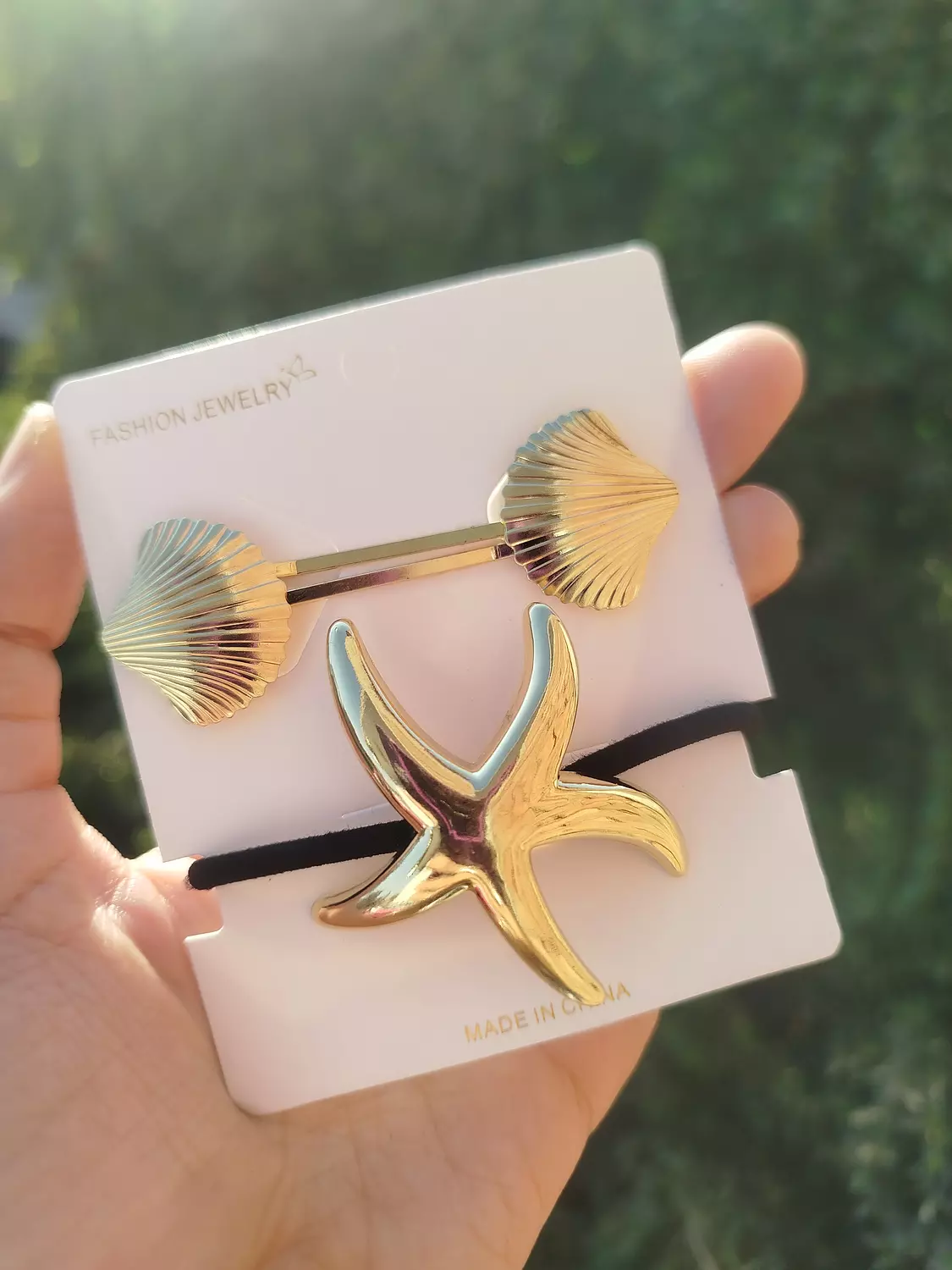 Hair pieces  image