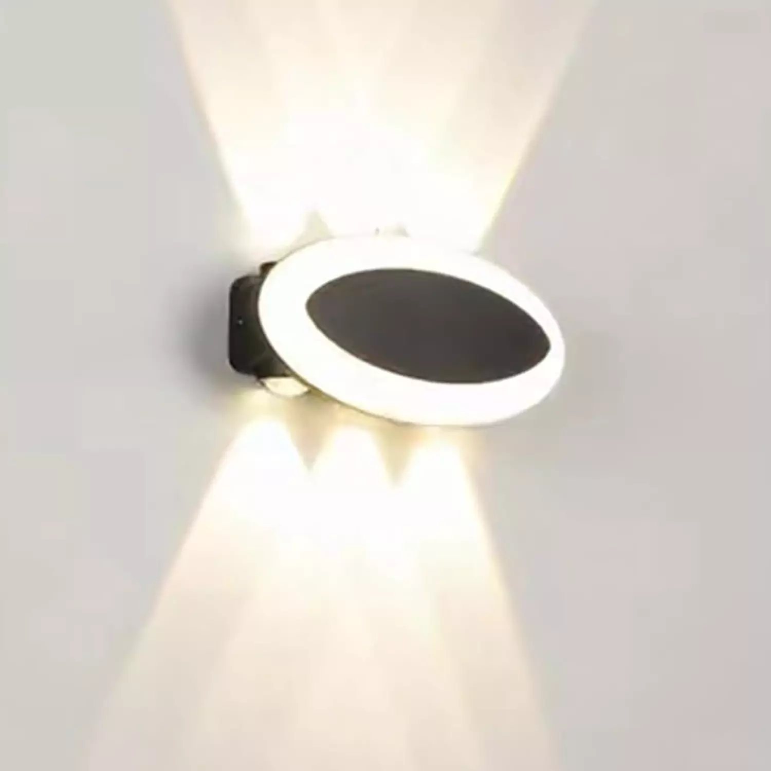 Outdoor Lights image