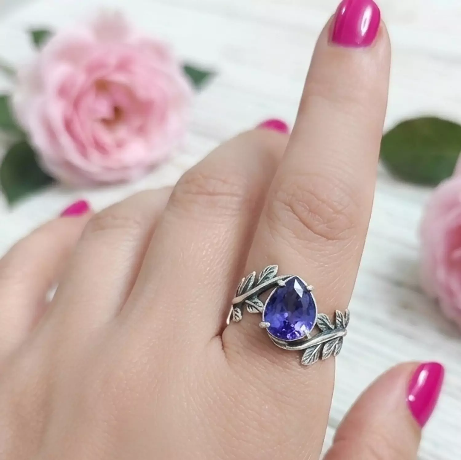 Elegant purple ring image