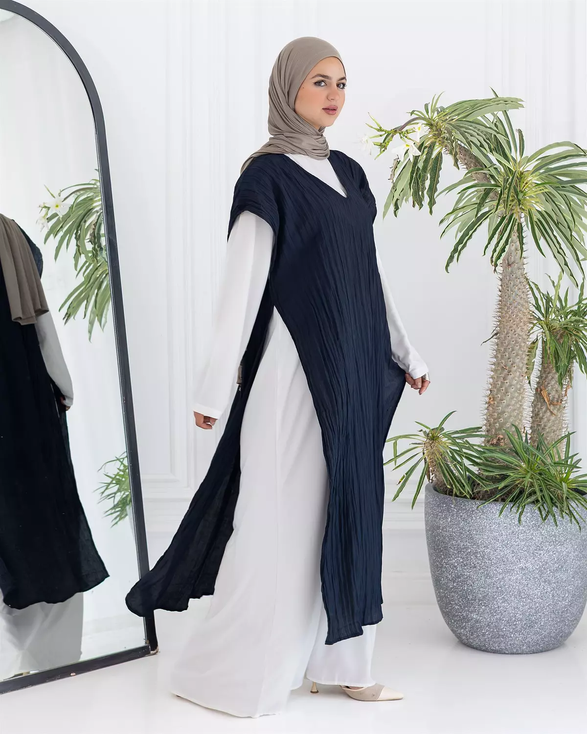  Sleeveless Shirt Dress 4