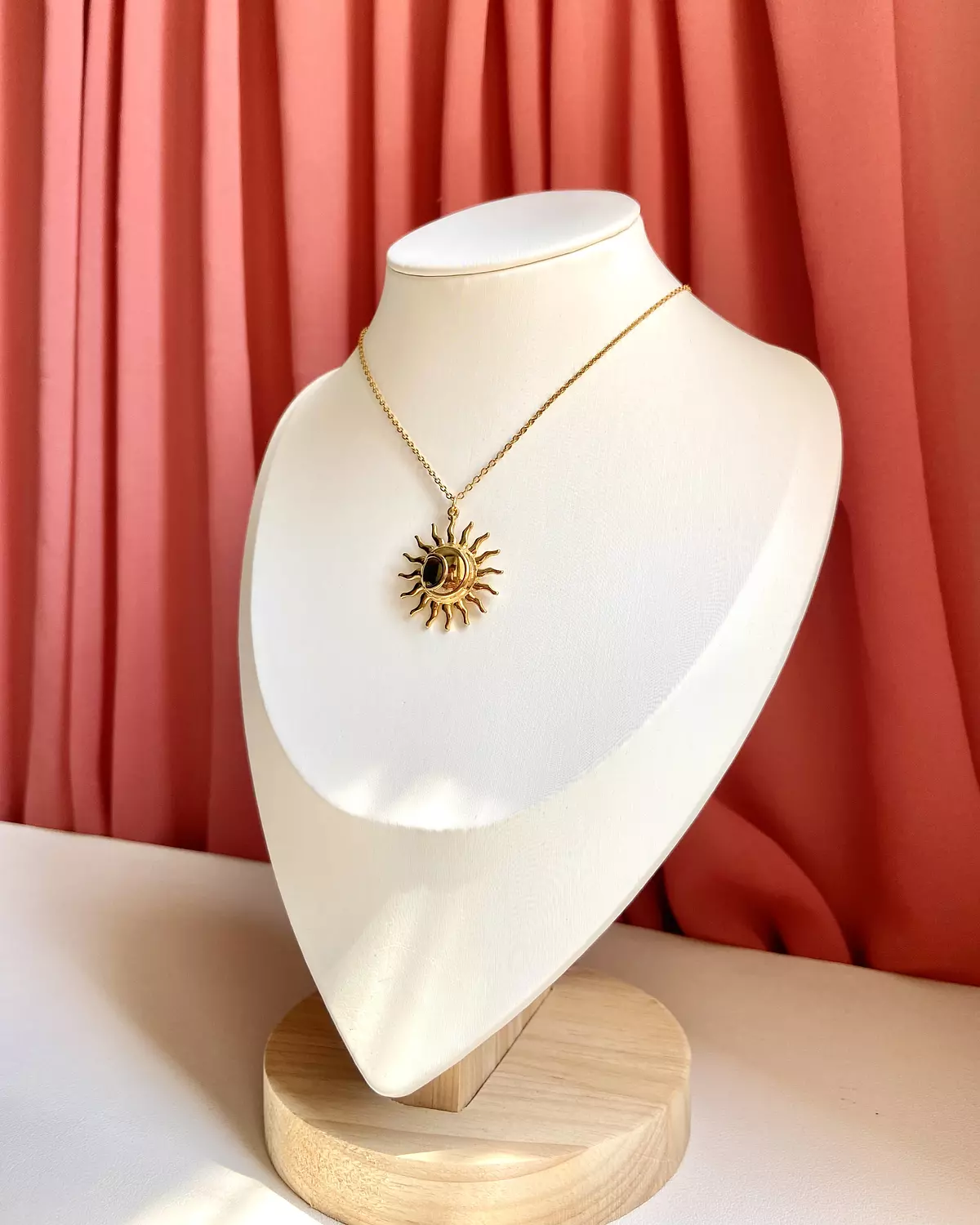 Stainless steel Sun necklace ☀️ 1