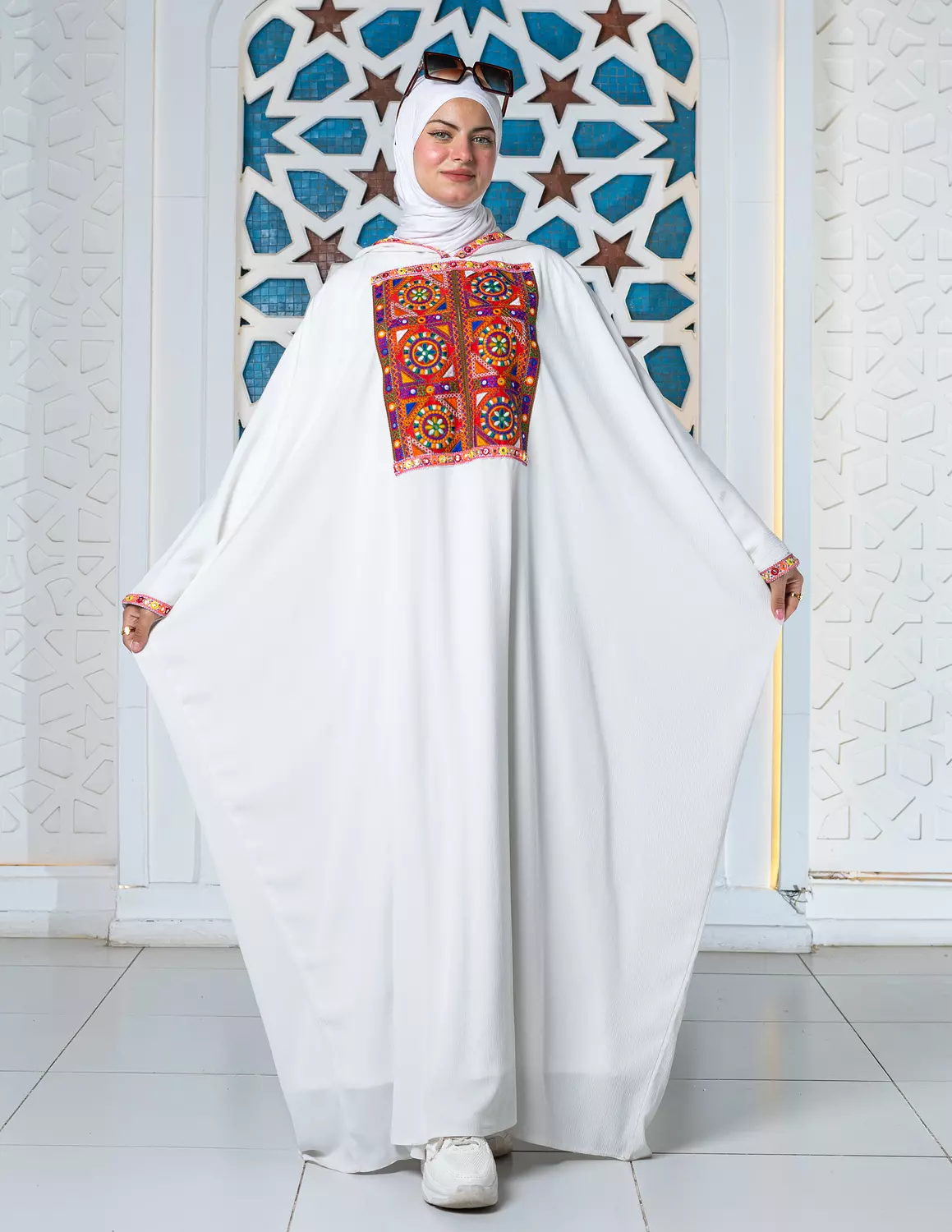 Indian Abaya capicho hover image