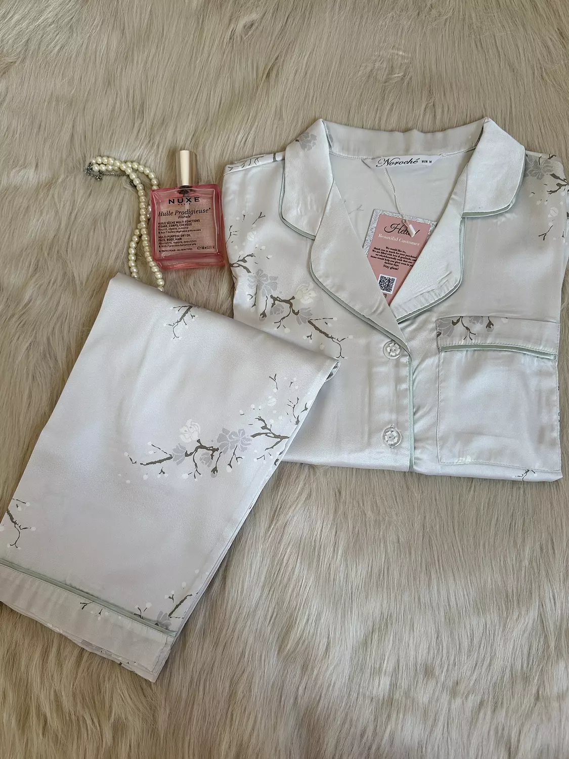 Snow blossom Turkish Pure Silk Pjs image