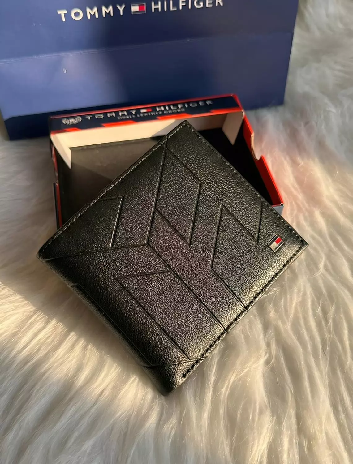 TOMMY WALLET image