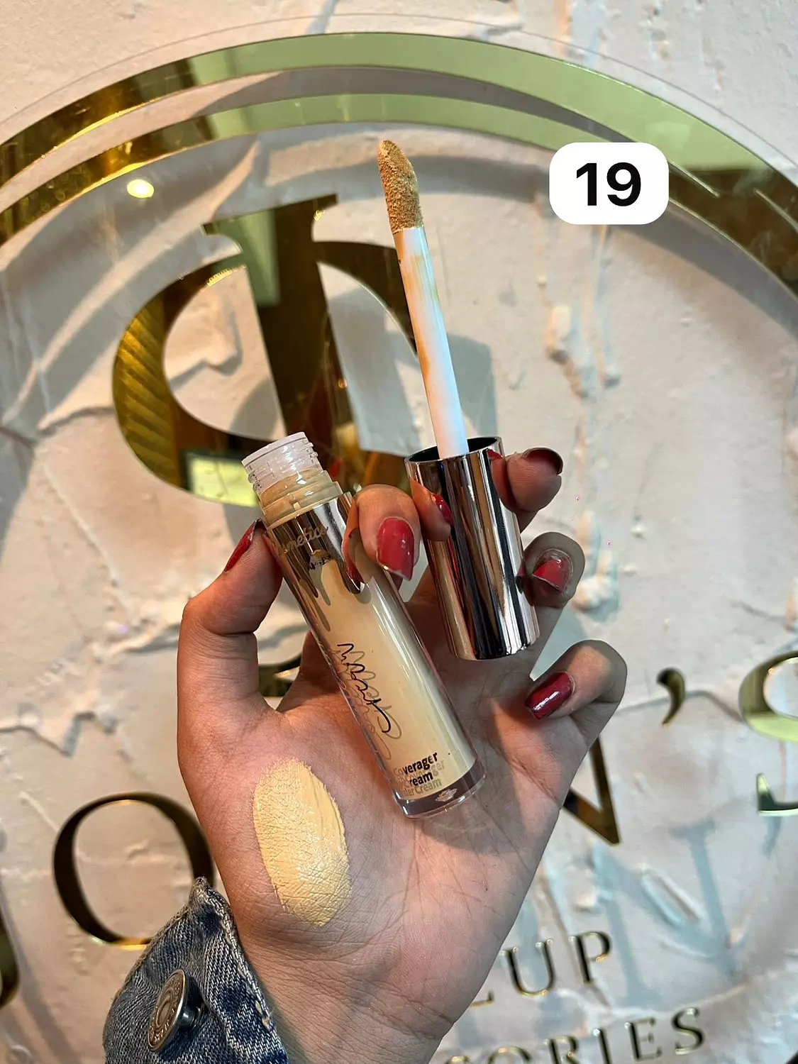Concealer Sandra cosmetics  3