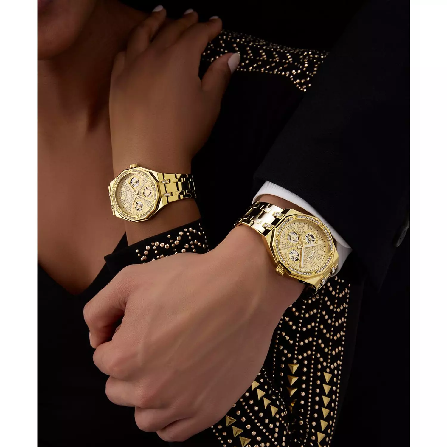 GUESS Mens Gold Tone Multi-function Watch Gold Tone Stainless Steel Bracelet GW0960G2 7