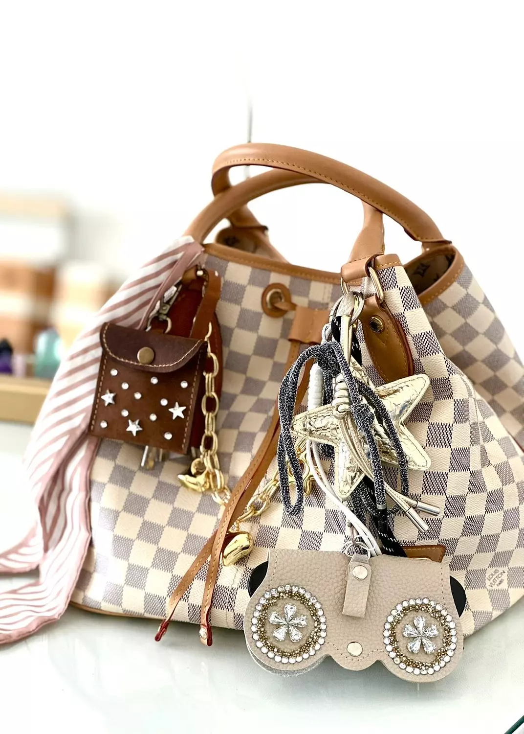 <h1 style="text-align: start">Bag Chain »</h1>