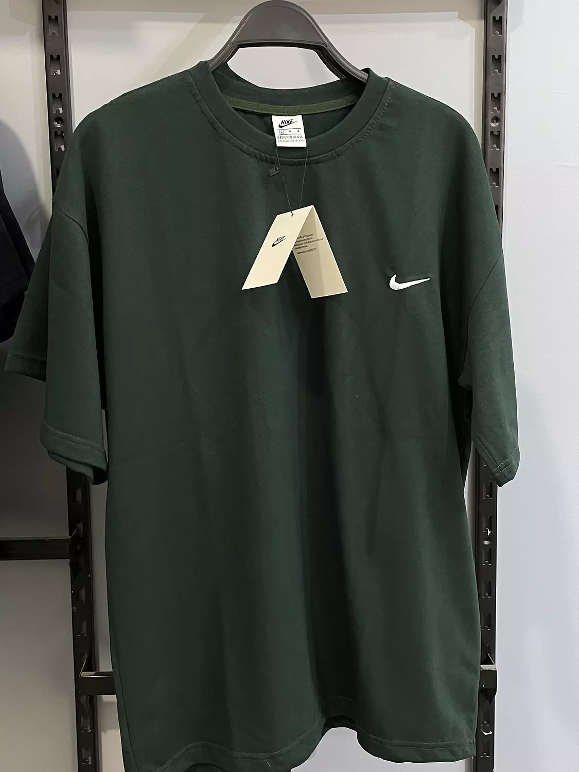 T-shirt nike oversize dark green image