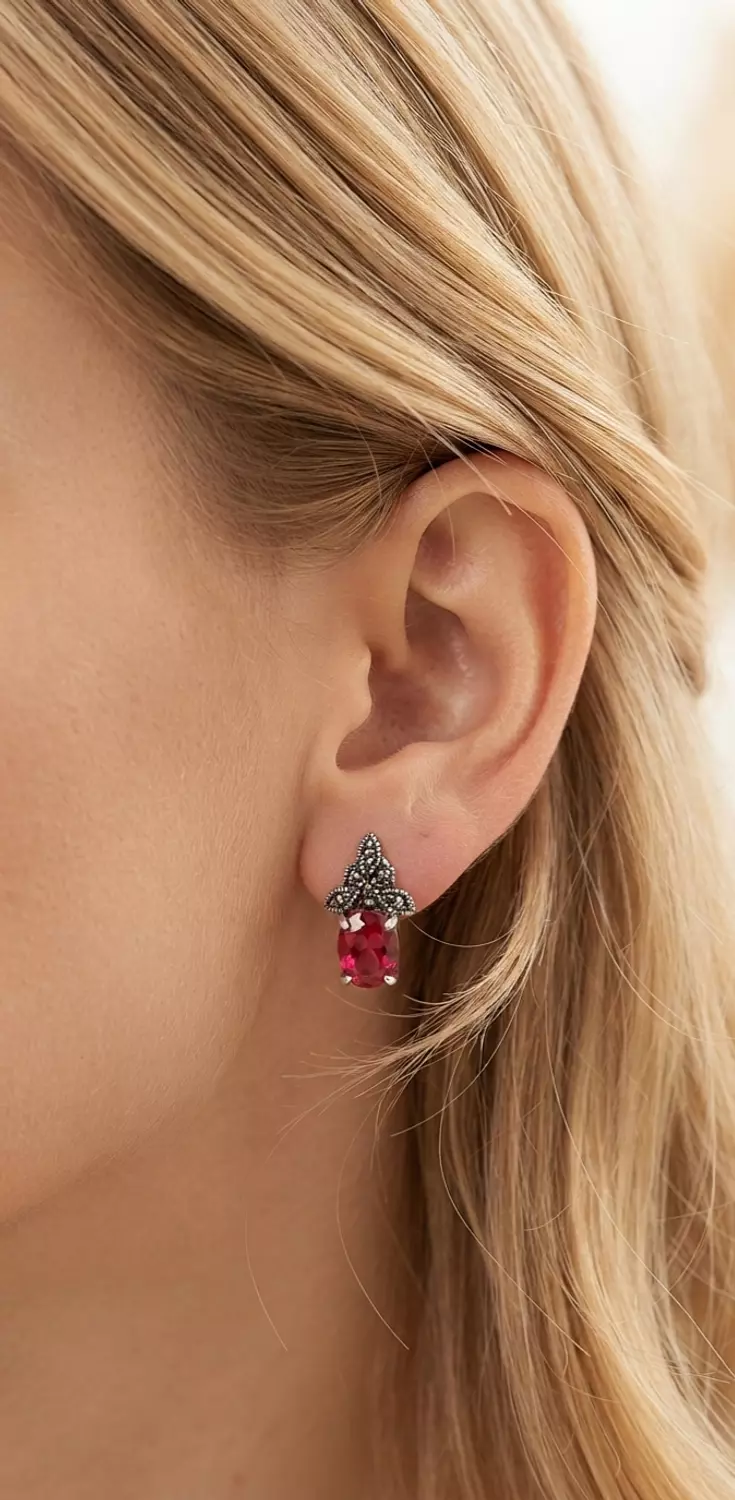Oval vintage earrings image