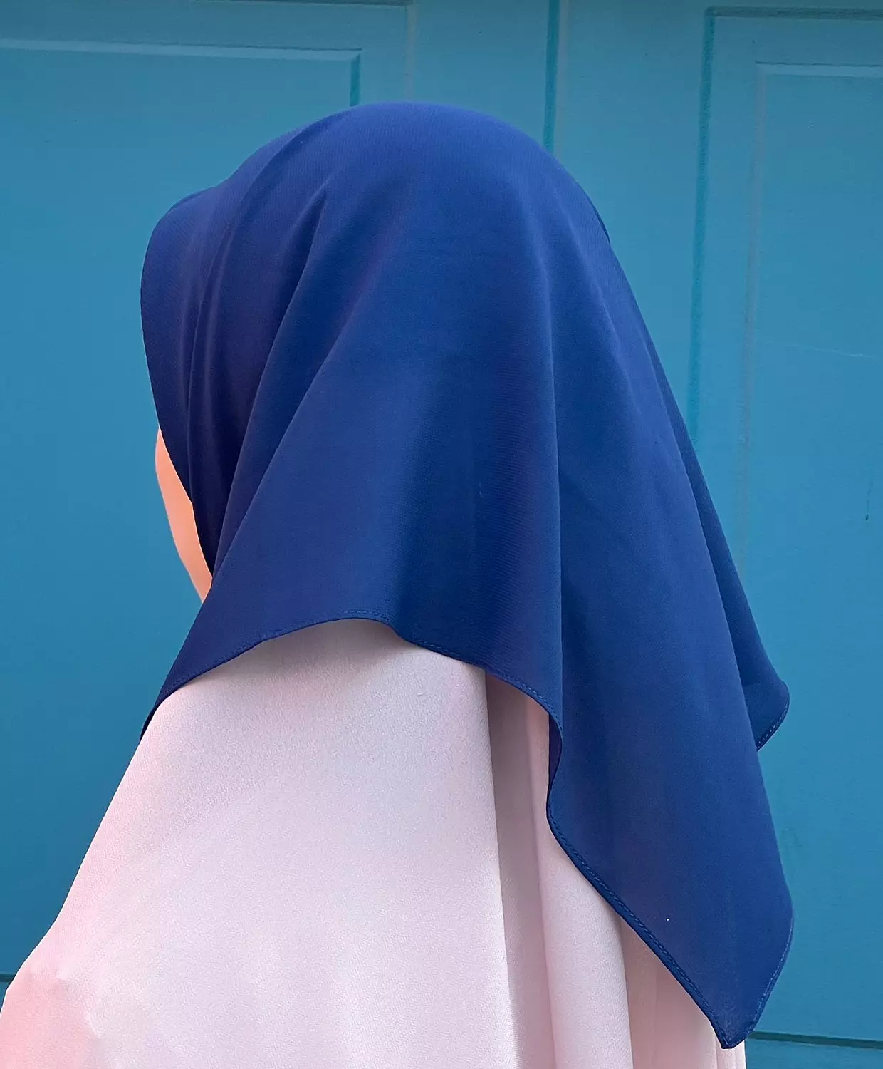سكارف مربع ٦٠*٦٠ ( تحت الطرحة العريضة)  hover image