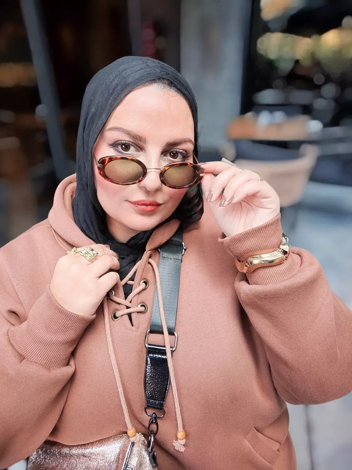 Hoodie with ropes ( in brown ) 2