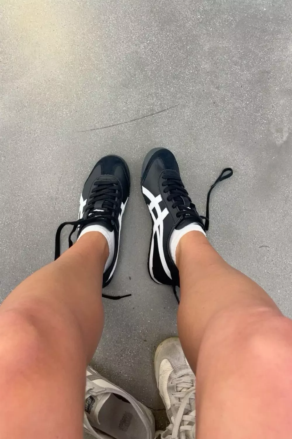   Onitsuka Tiger Mexico 66 black x White 1