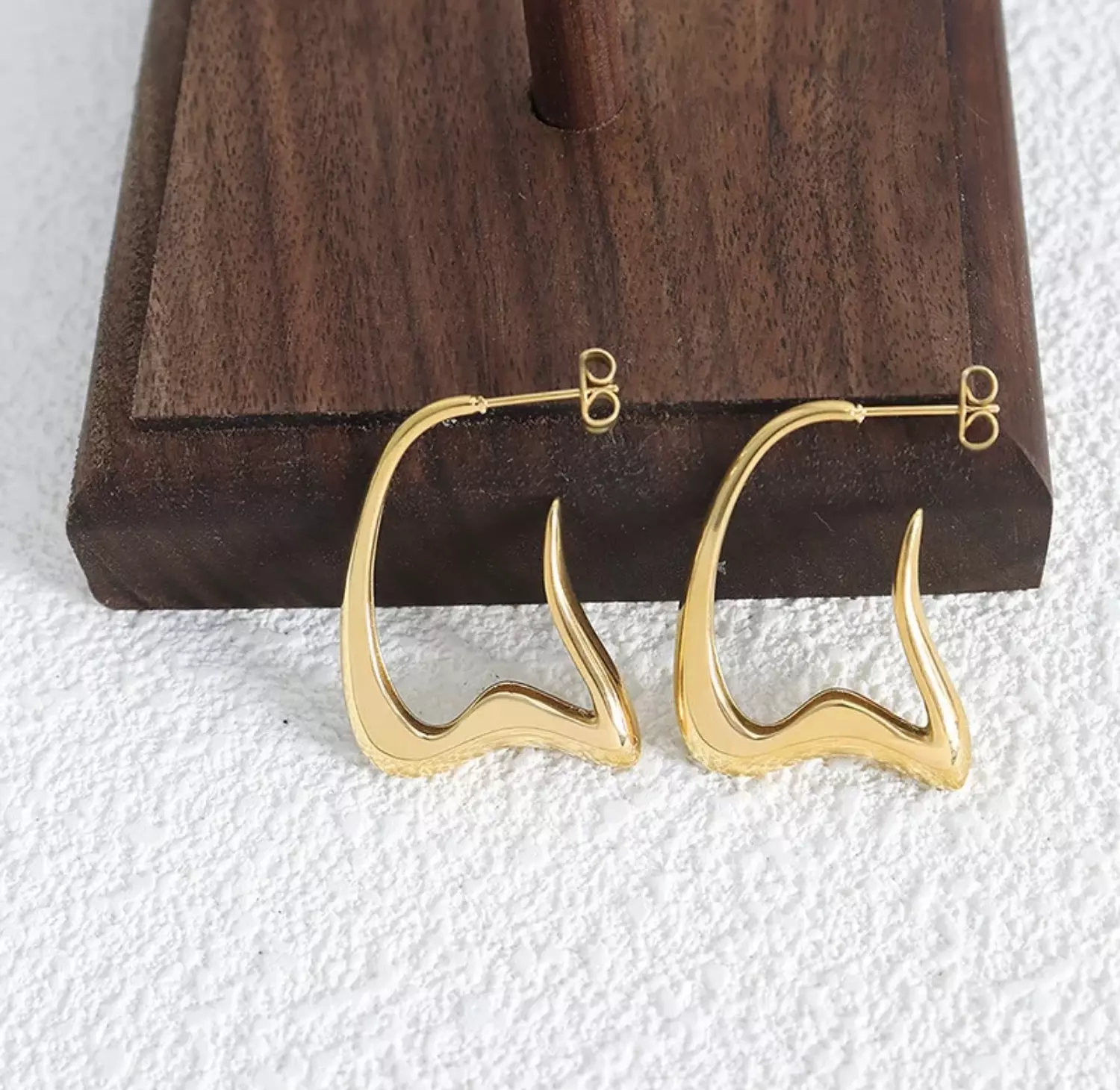 Flura Earrings  1