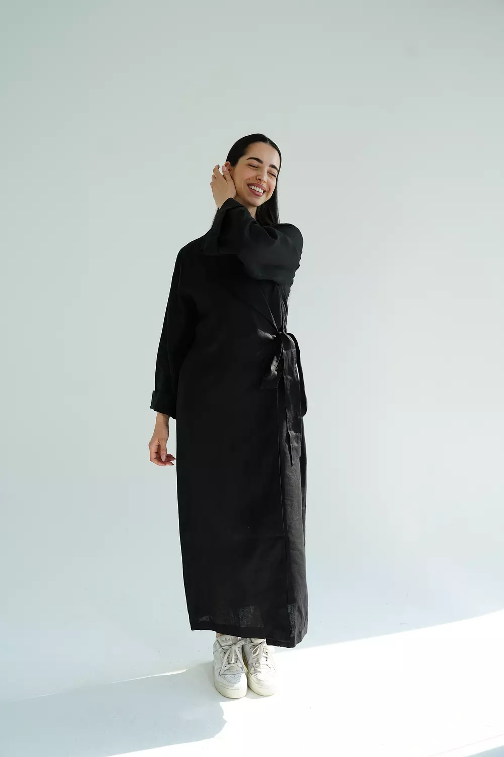 Black linen side-tie dress  2