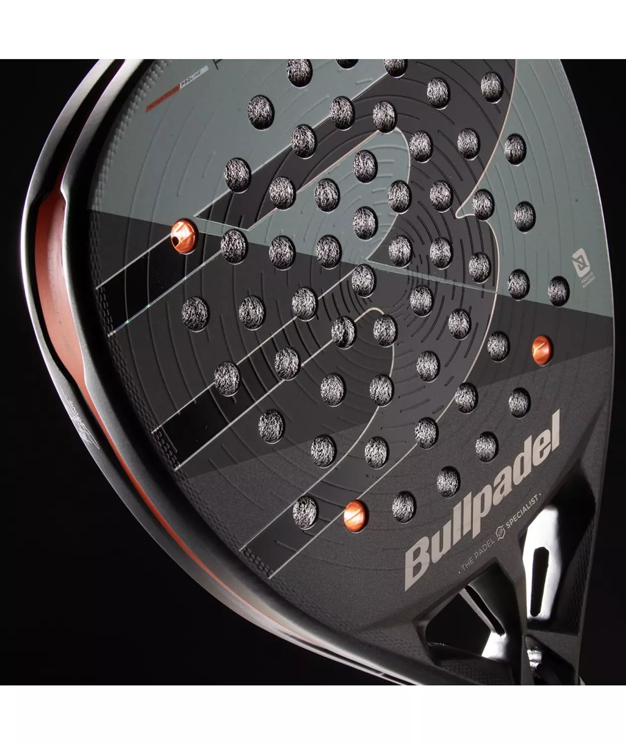 Bullpadel Hack 04 CMF 2026 - Comfort 5