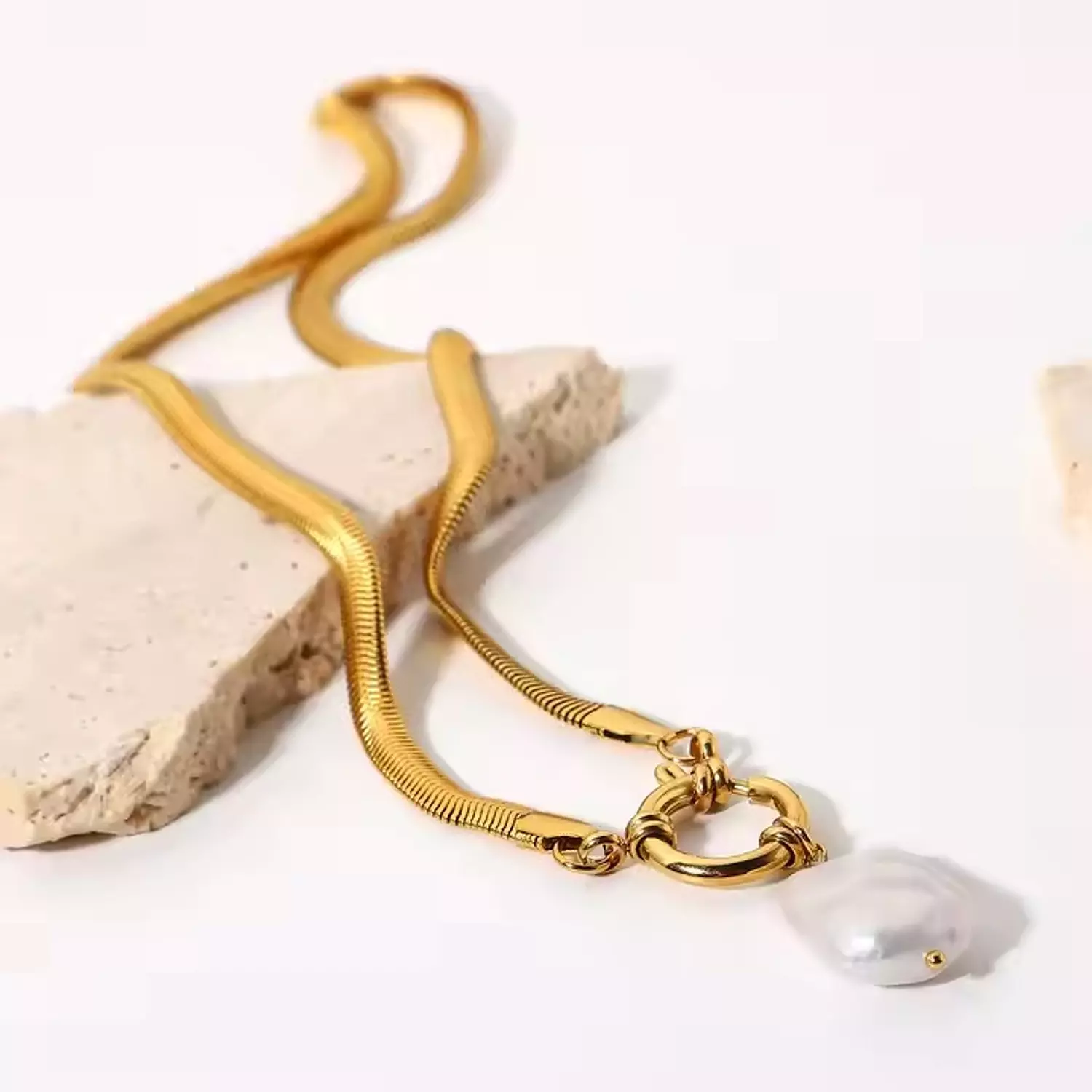 White onyx flat necklace hover image