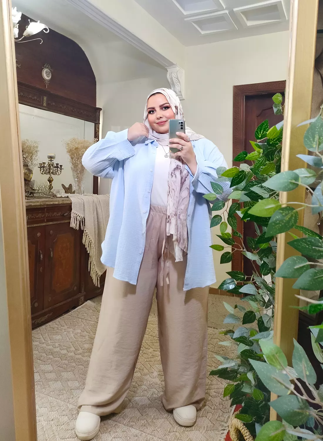 Summer breeze shirt ( in baby blue ) hover image
