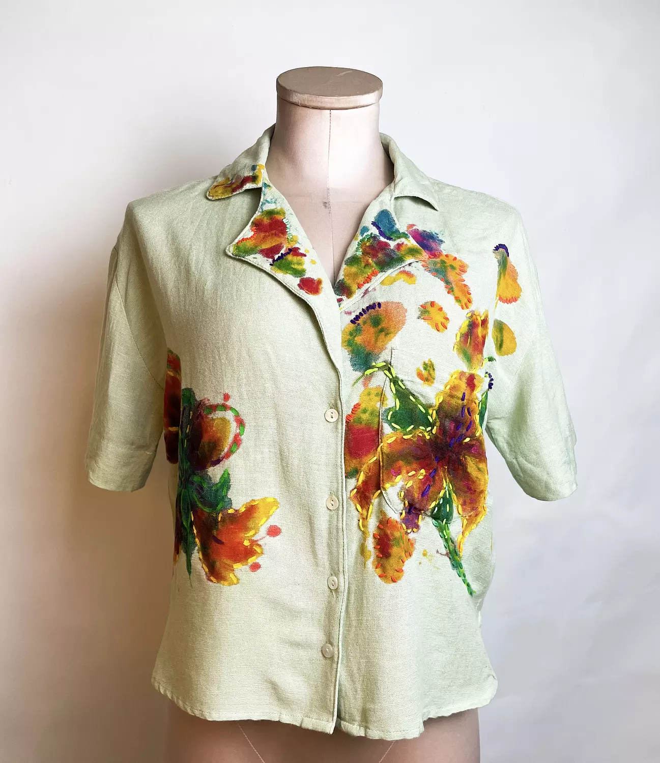 Hand-Painted & embroidered Cropped viscose Blouse image