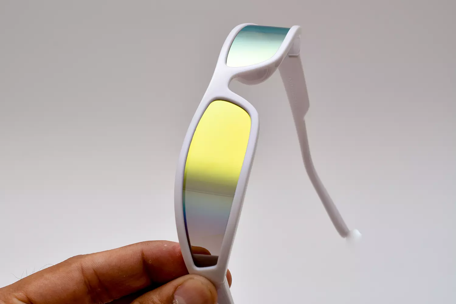thin sunglasses 3
