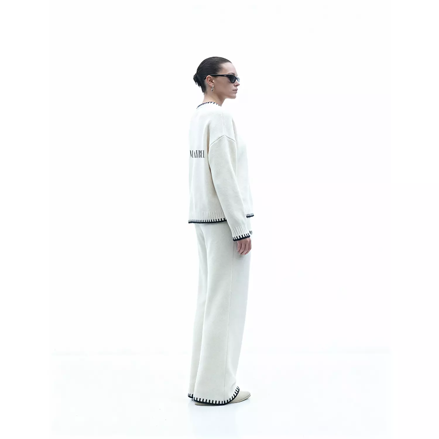 The Frame set in Nude 1