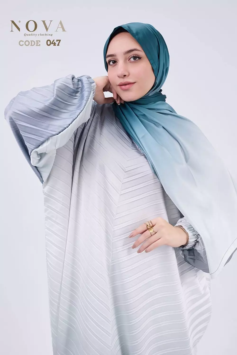 Teal gradient pleated 2