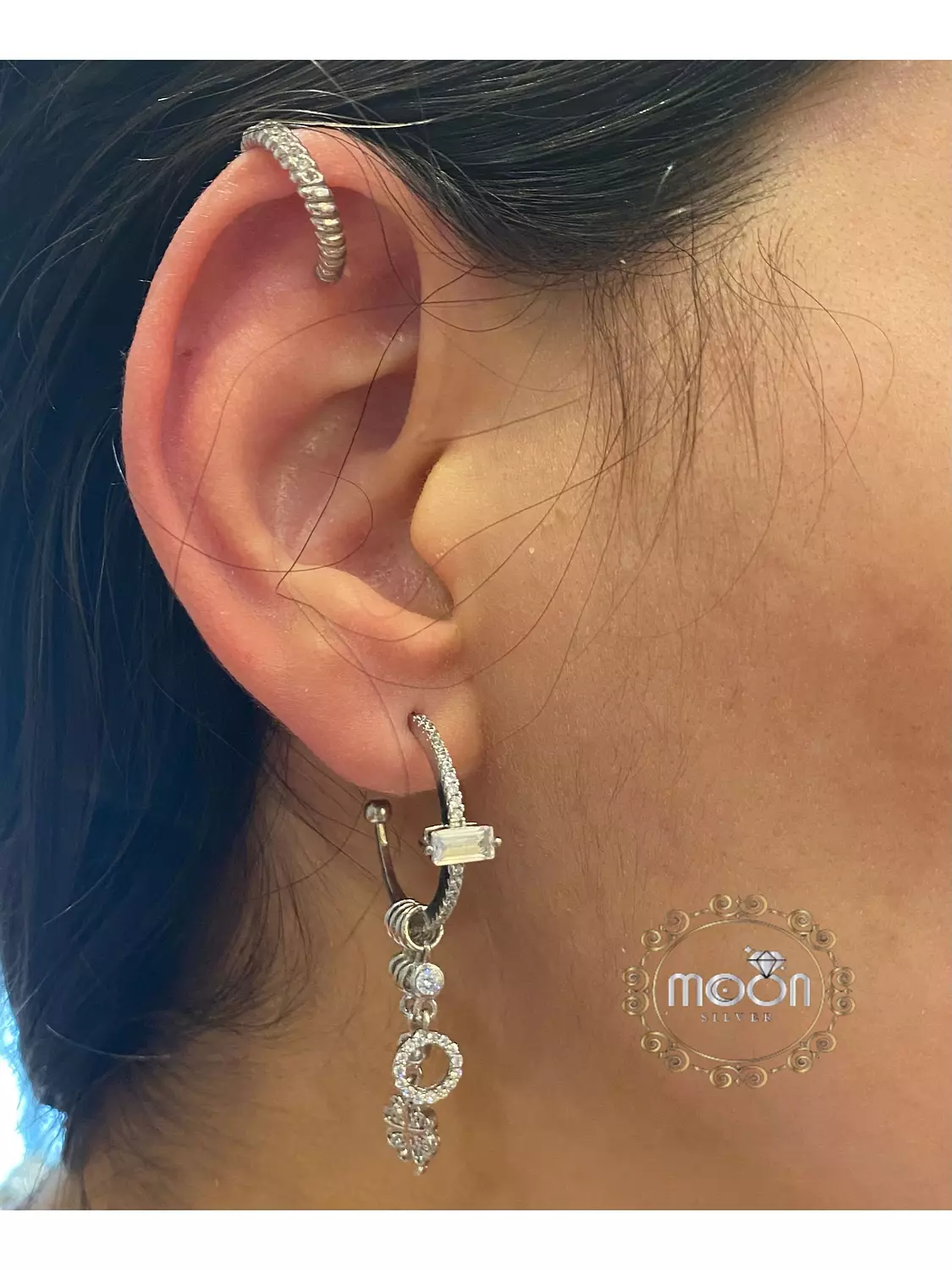 Italian earrings  image