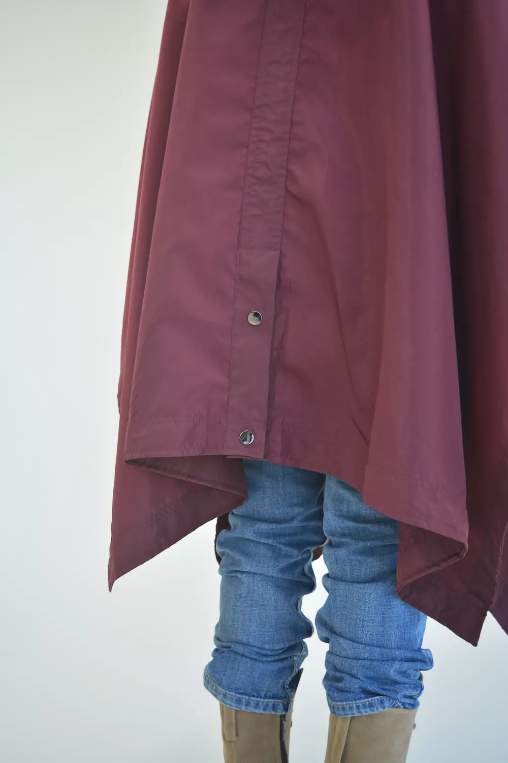 GRAB ‘n’ GO WINDBREAKER in burgundy 3