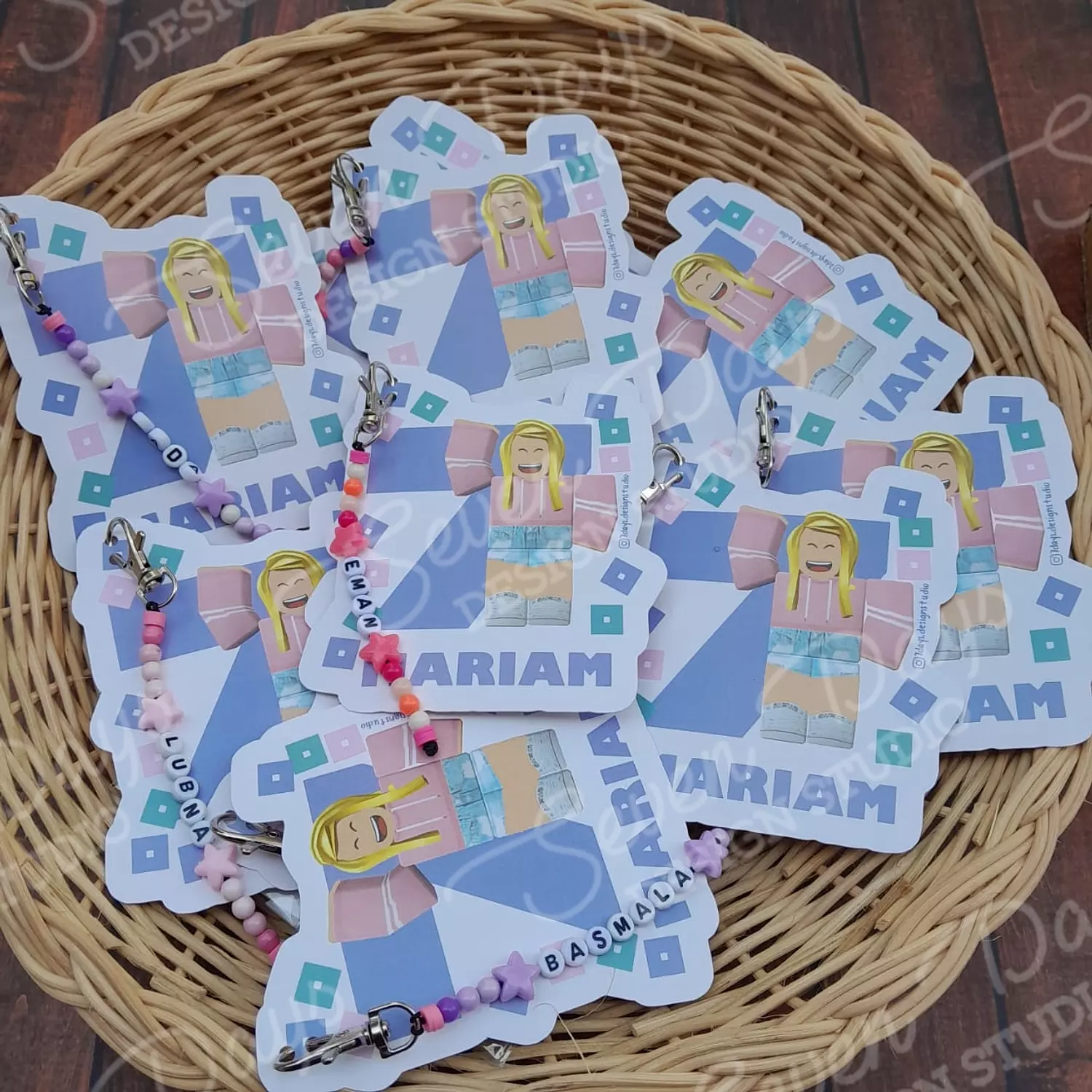Roblox Girls Chain Card 3