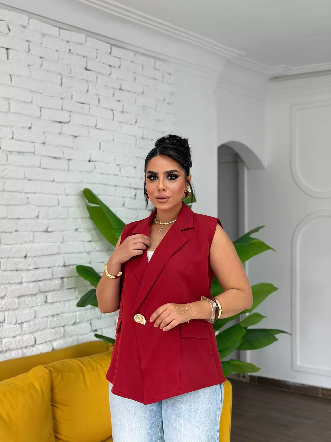 The Command Vest In Red 3