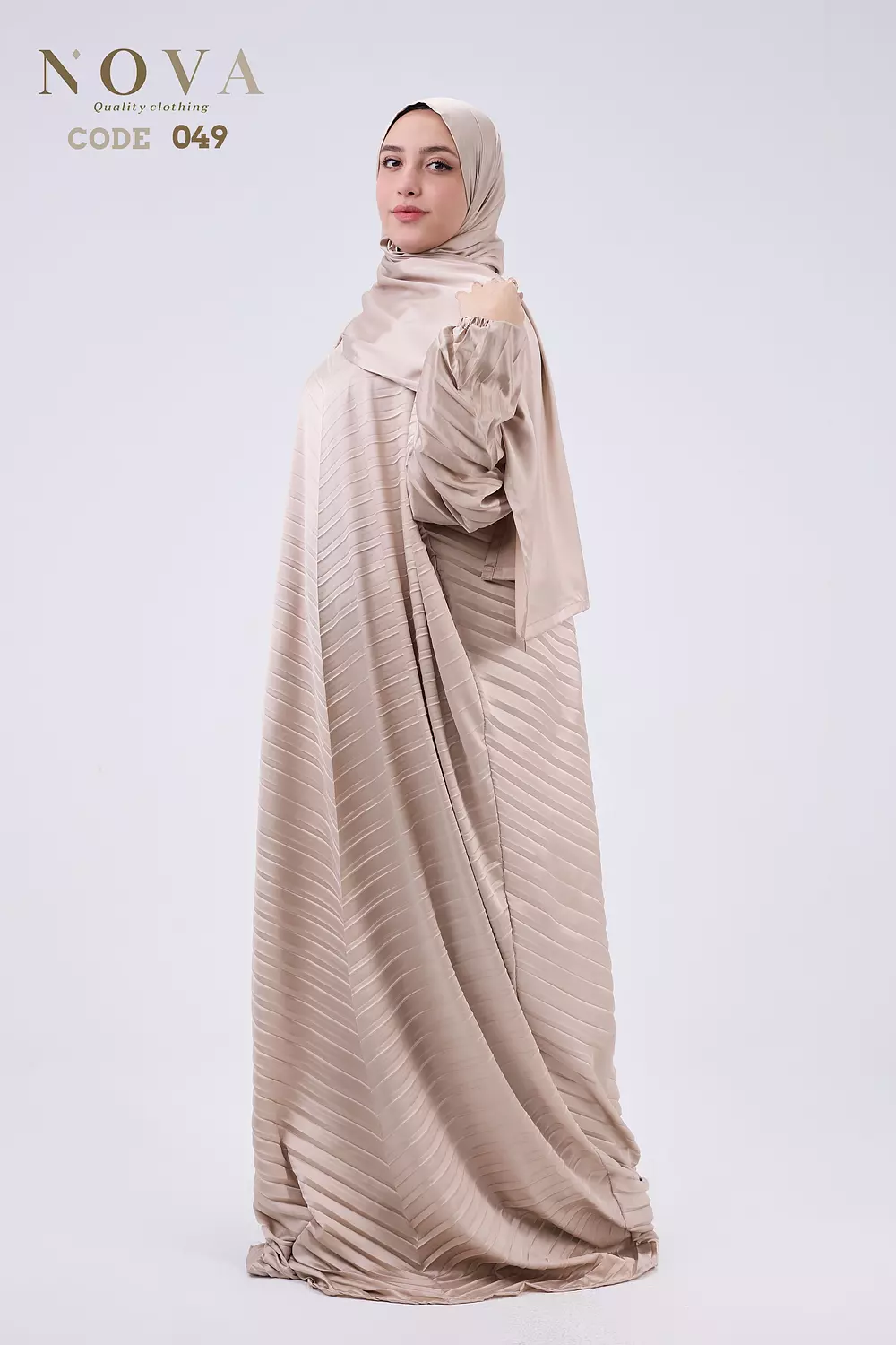 Soft Beige Plissè 1