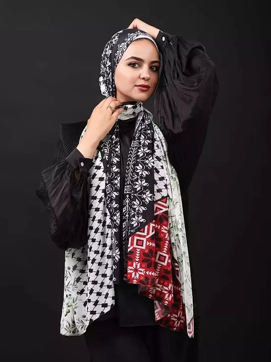 <p><strong><span style="color: rgb(29, 26, 32)">Palestine Collection</span></strong></p>