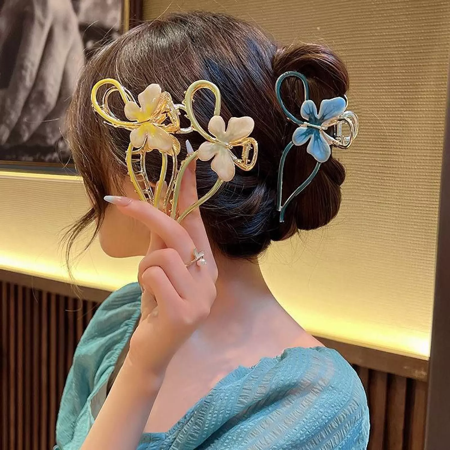 Buterfully clips image