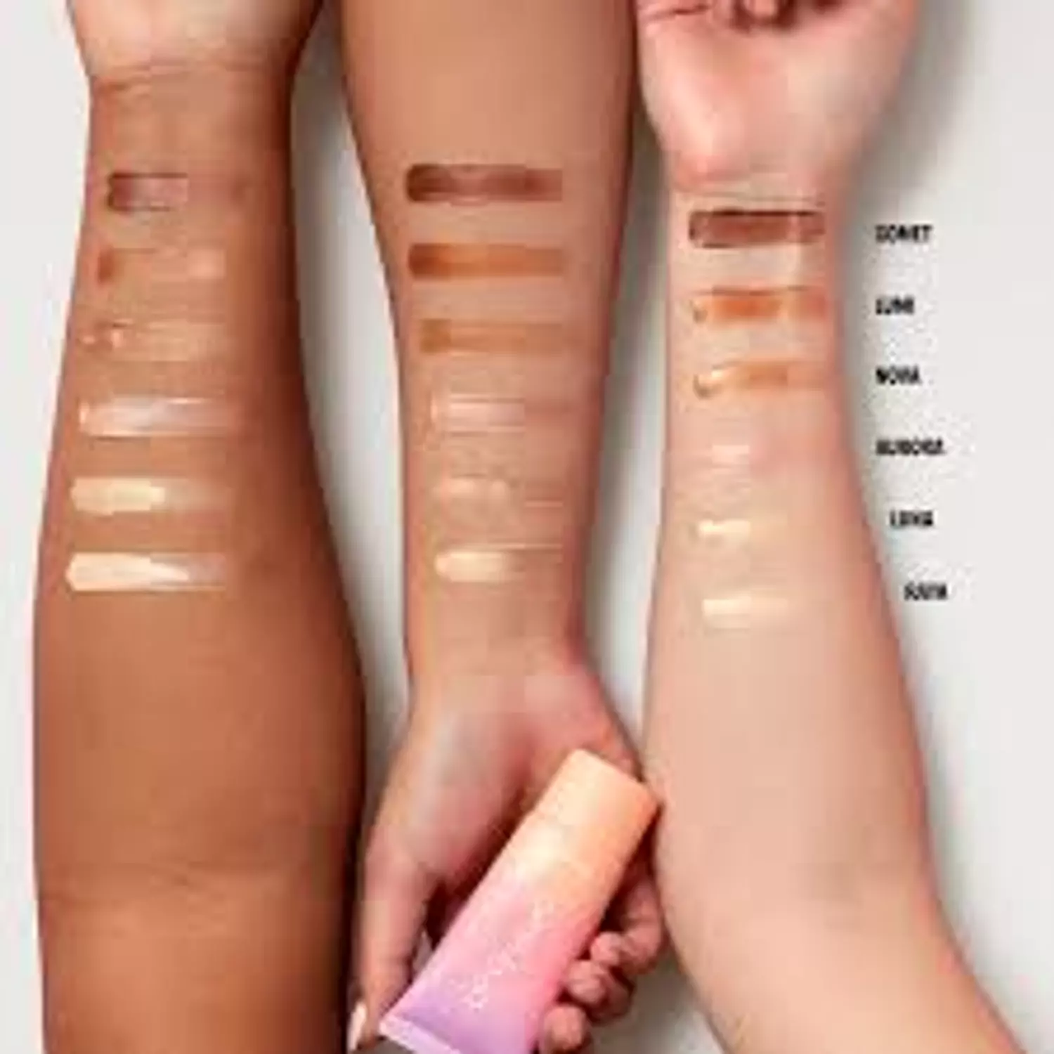 Benefit Dew-La-La Liquid glow highlighter 1