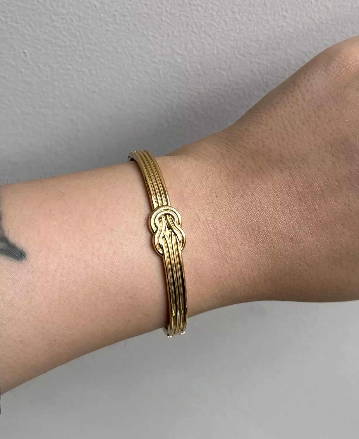 Knot bangle hover image