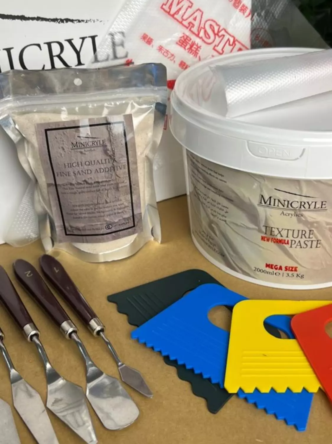 <p style="text-align: center">Bundles</p>