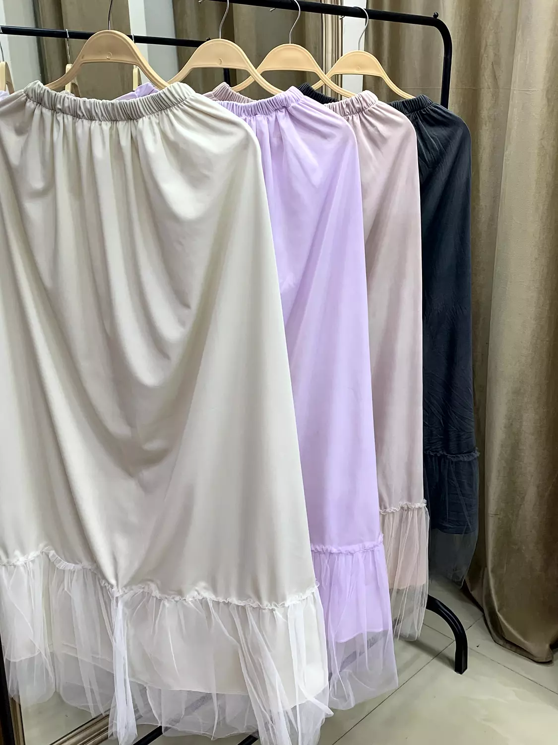 Skirt Liner image