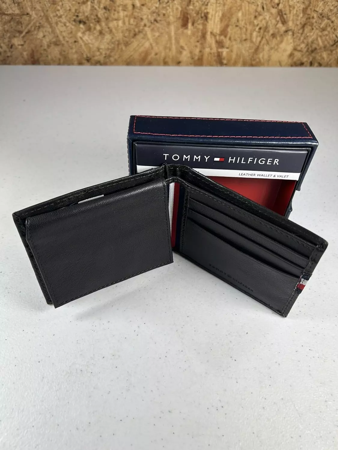 Tommy Hilfiger Leather Wallet with RFID Protection hover image