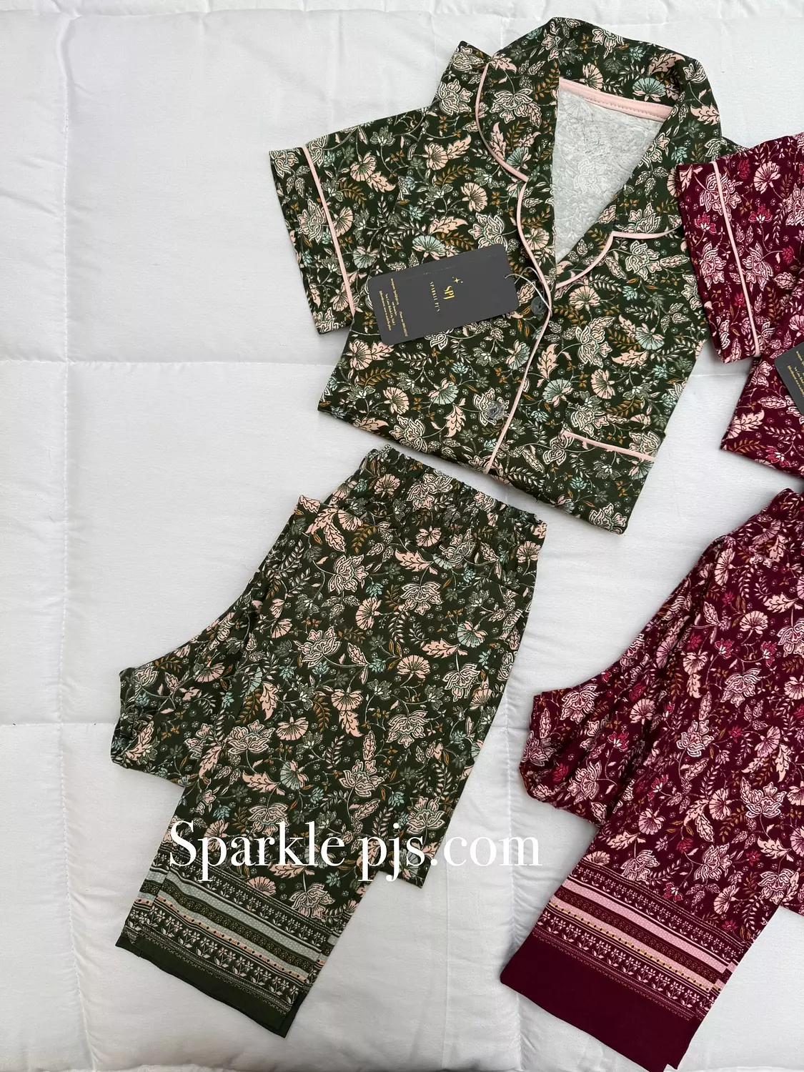 Elegant Green Floral Pajama