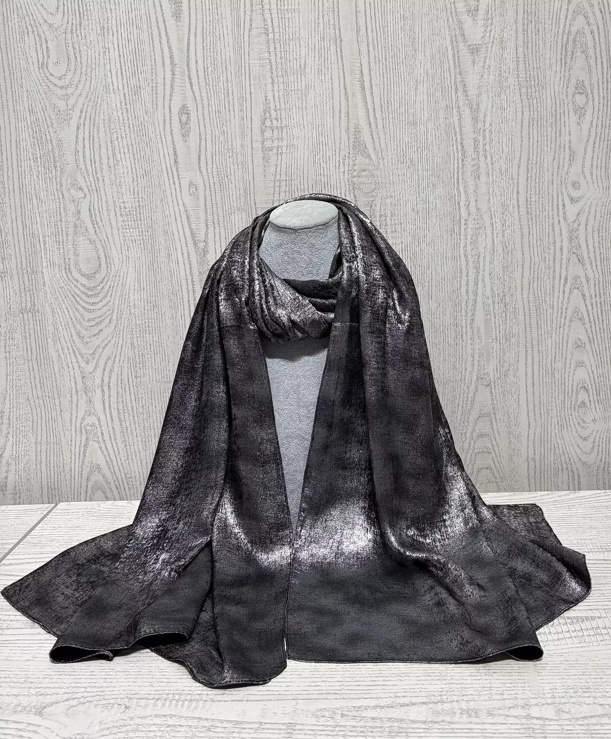 Scarf-Glamour-Lead image