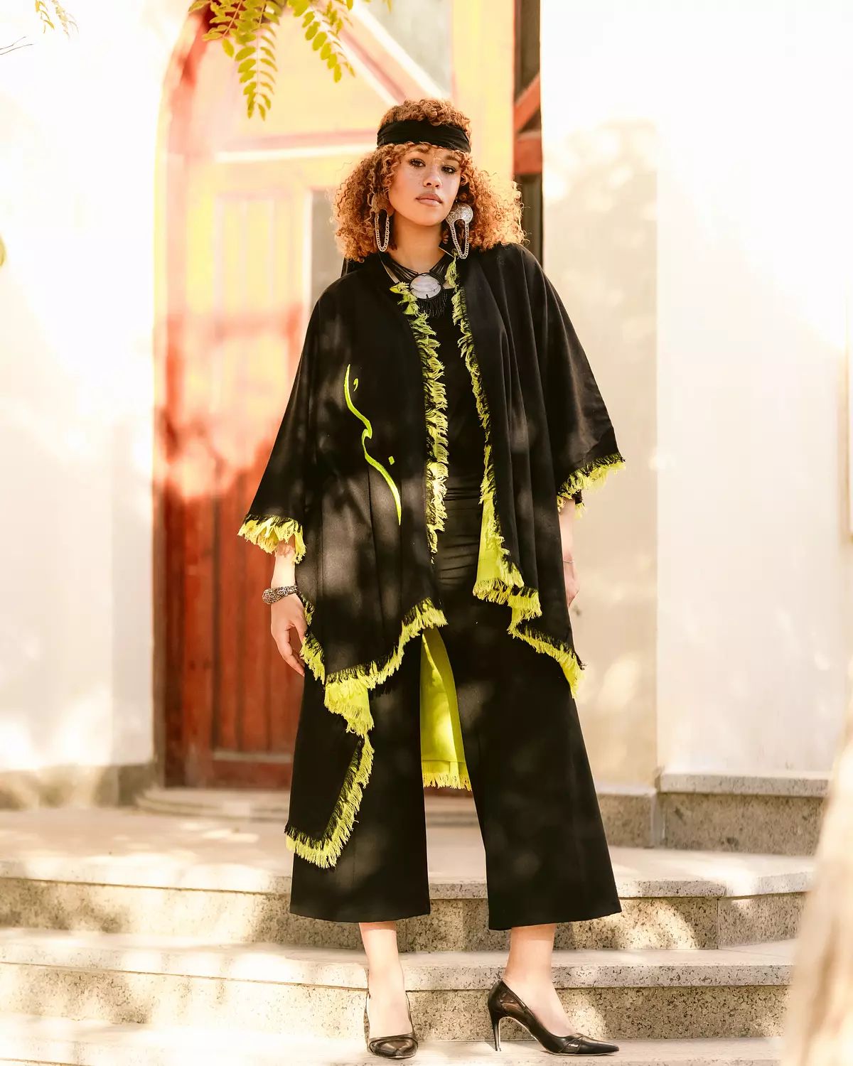 Hayat Puncho Black& Neon 6